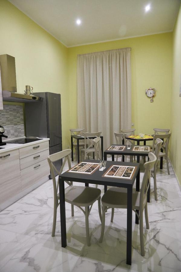 B&B Dint 'O Core E Napule Naples Exterior photo